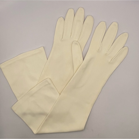 Vintage Accessories - Vintage Ivory / White Long Elbow Formal Gloves